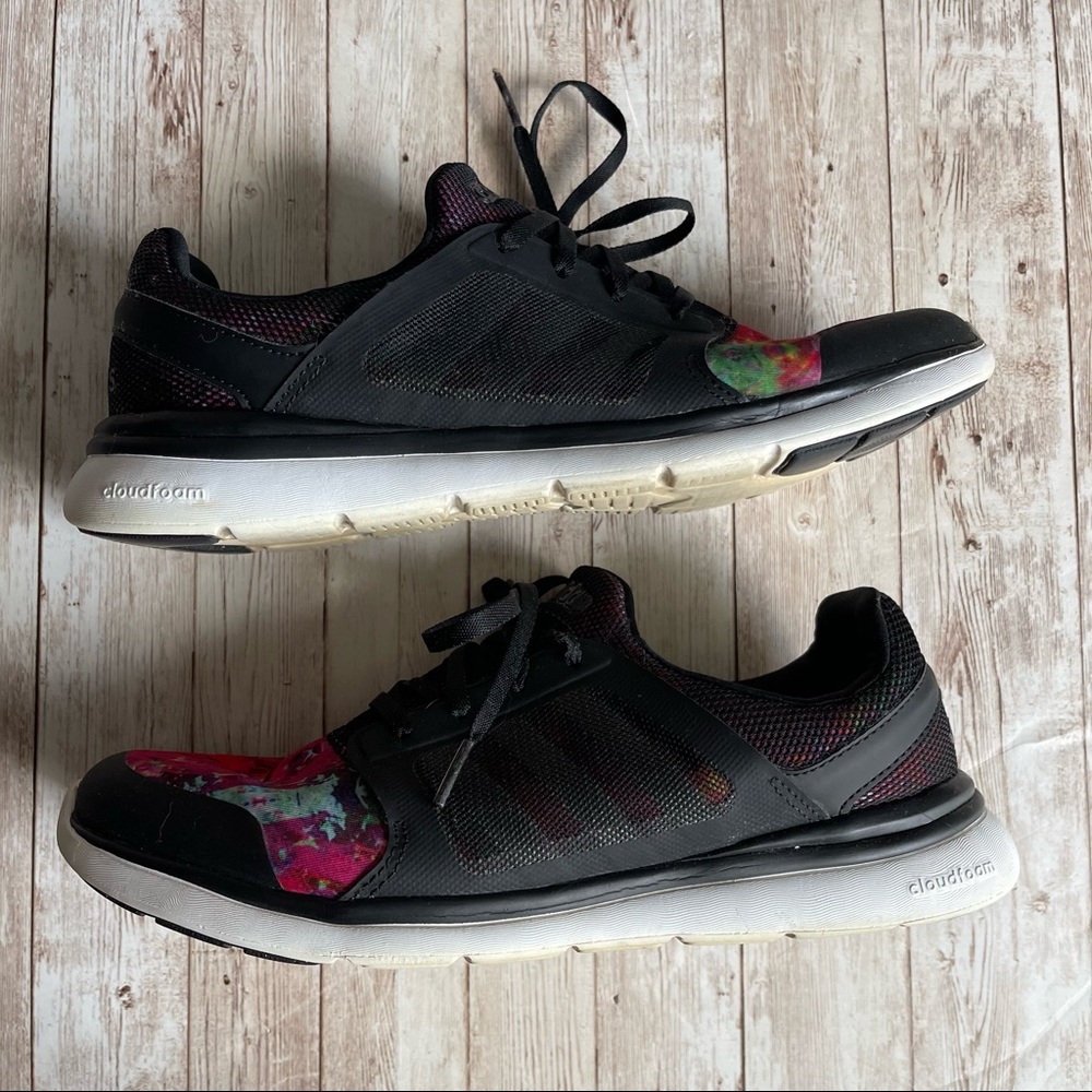PREOWNED ADIDAS TIE DYE CLOUD FOAM SNEAKERS RED BLACK SIZE 8.5